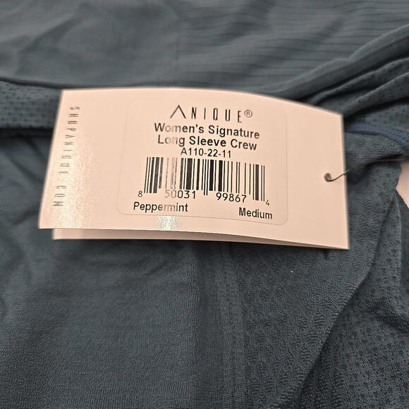 NWT ANIQUE Women's Signature Long Sleeve Riding Equestrian Peppermint M Shirt - Picture 8 of 10